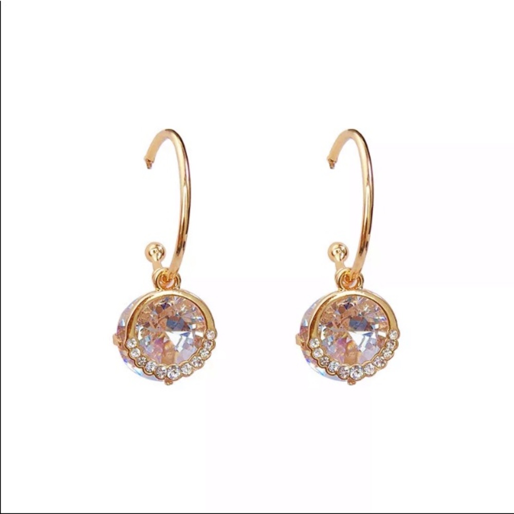 Boho round crystal clear gold earrings - Picture 5 of 11